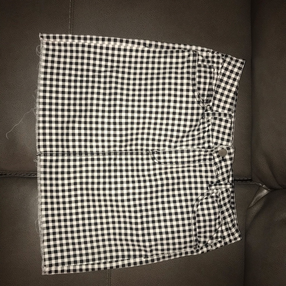 💋Checkered Pattern Skirt - Picture 2 of 2